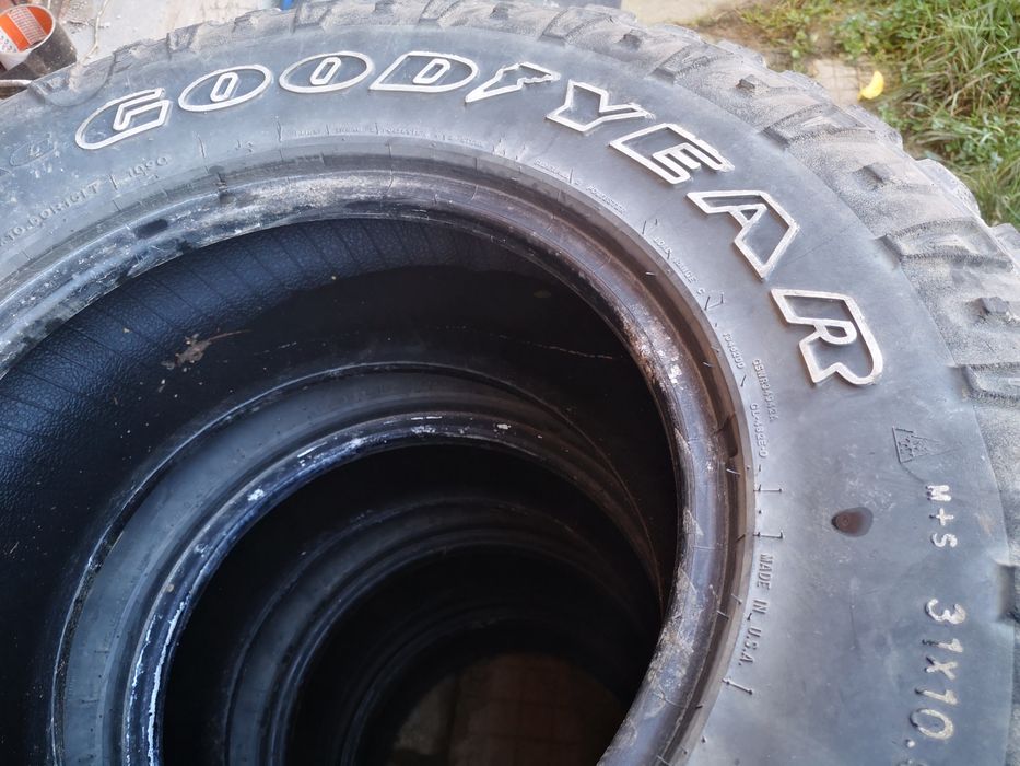 31x10.50r15 goodyear wrangler