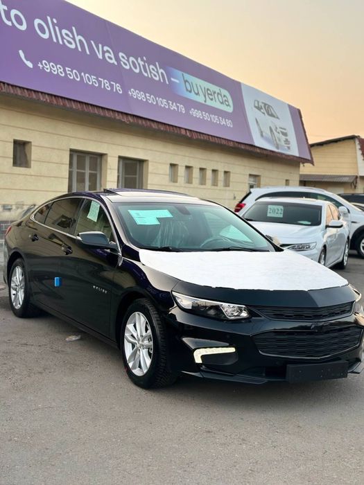 MALIBU srochna sotiladi