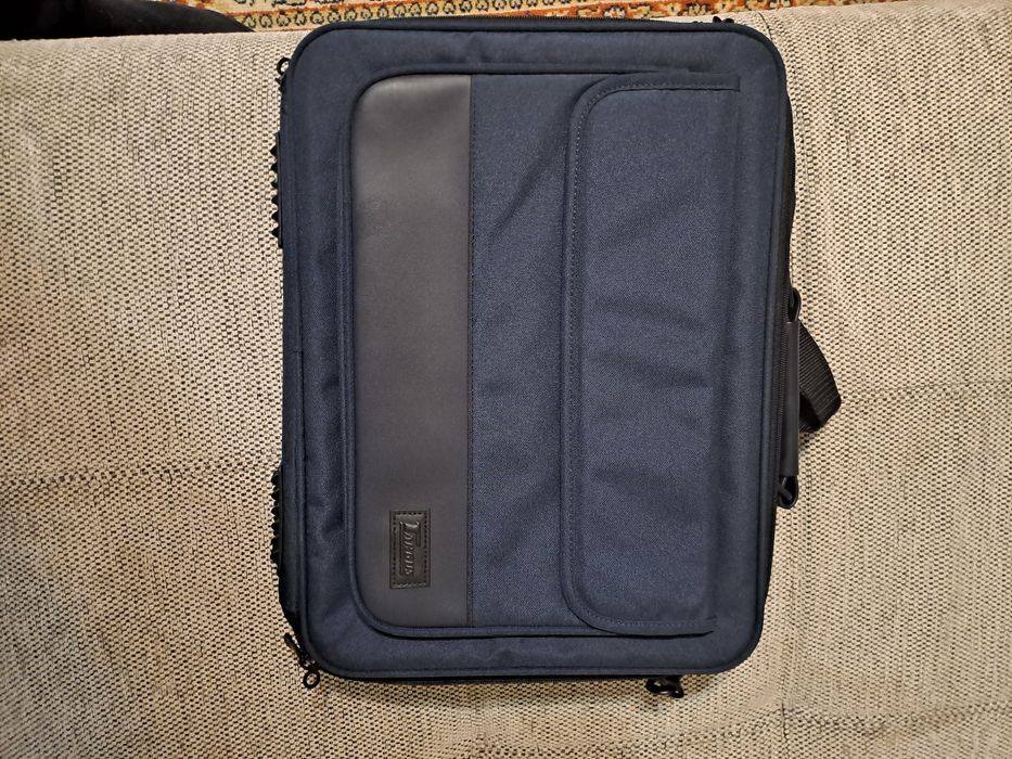 Geanta laptop targus!!