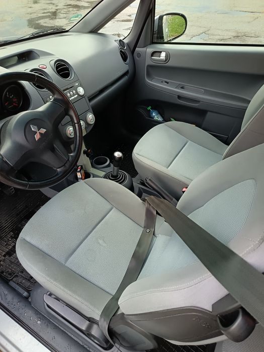 Vând Mitsubishi Colt cabrio Czc