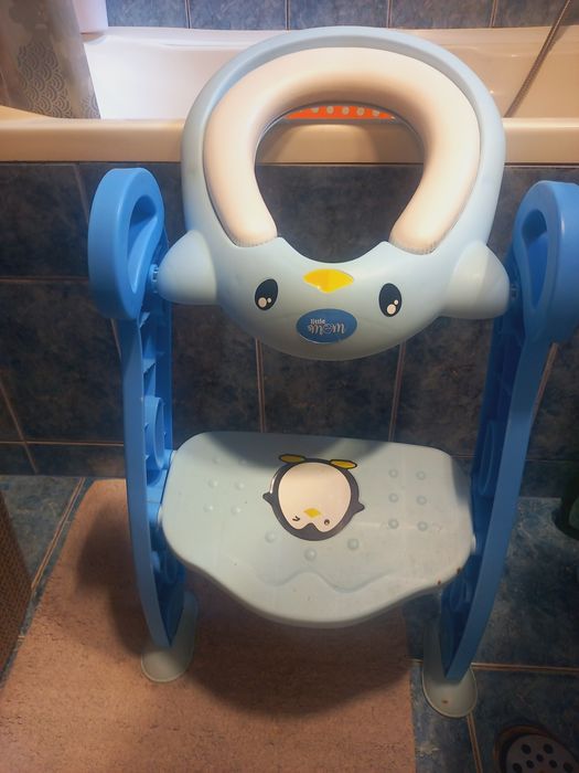 Reductor pentru toaleta cu scarita