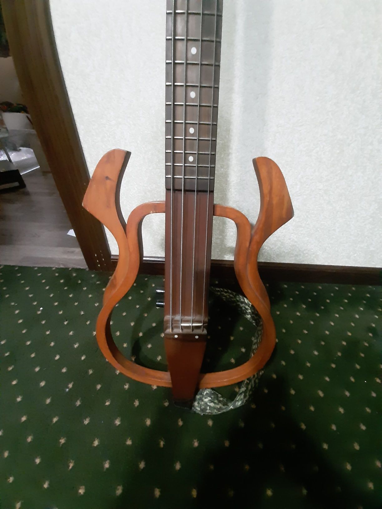 Gitara bass басс гитара