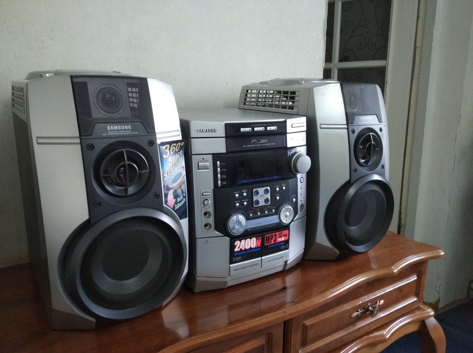Продам музыкальный центр Самсунг