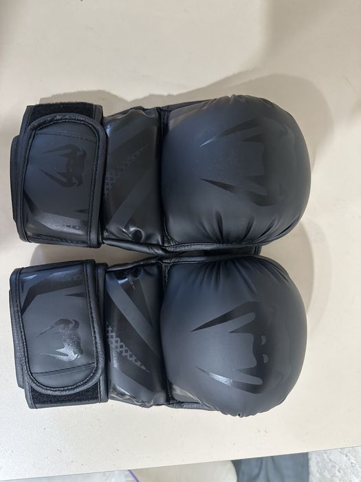 Продам перчатки черепашки для мма