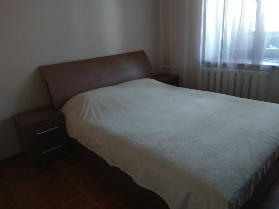 Шкаф 3м+кровать+матрас+2 тумбочки