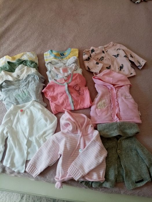Бебешки дрехи на цени от 1 до 3лв.