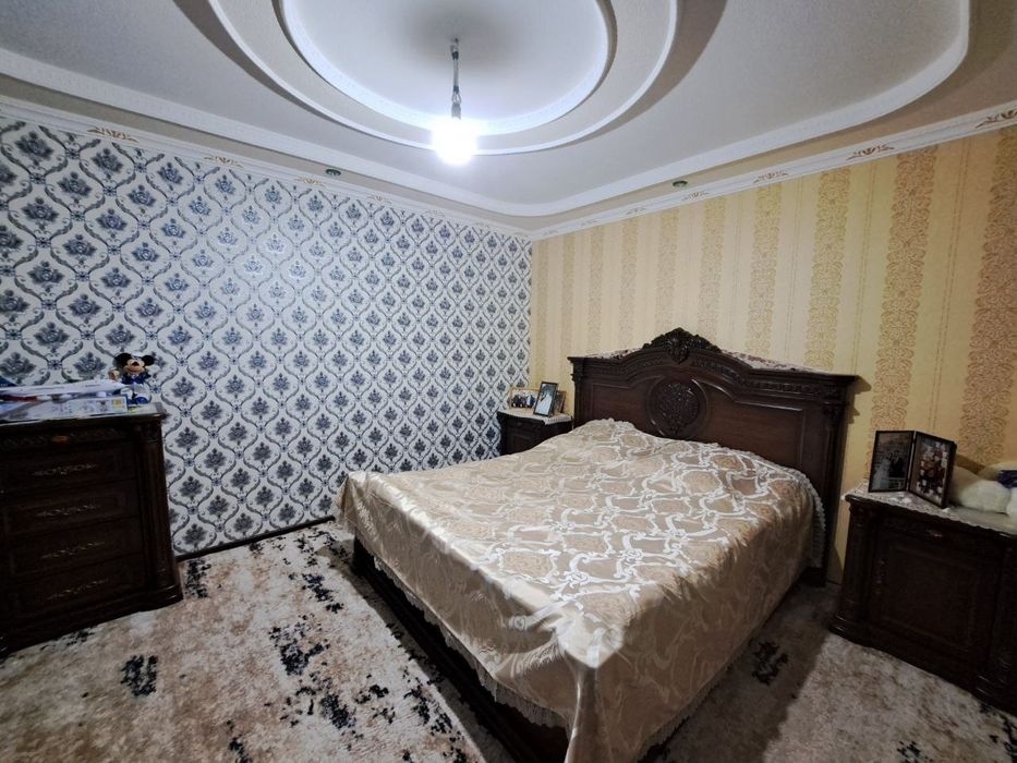 Hovli sotiladi 4 sotok. 115.000$