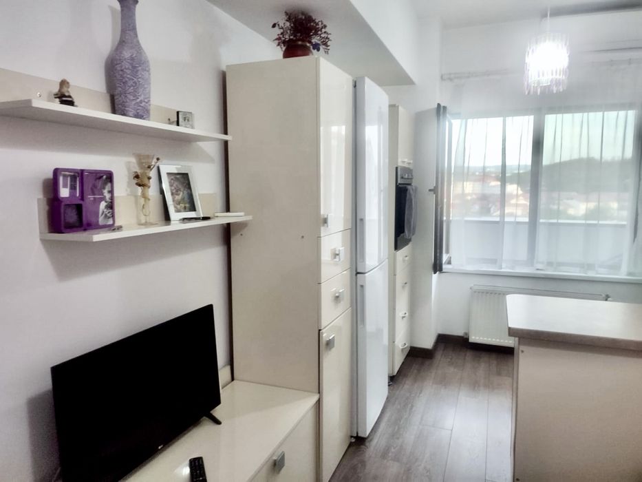 Regim hotelier Newton Nicolina