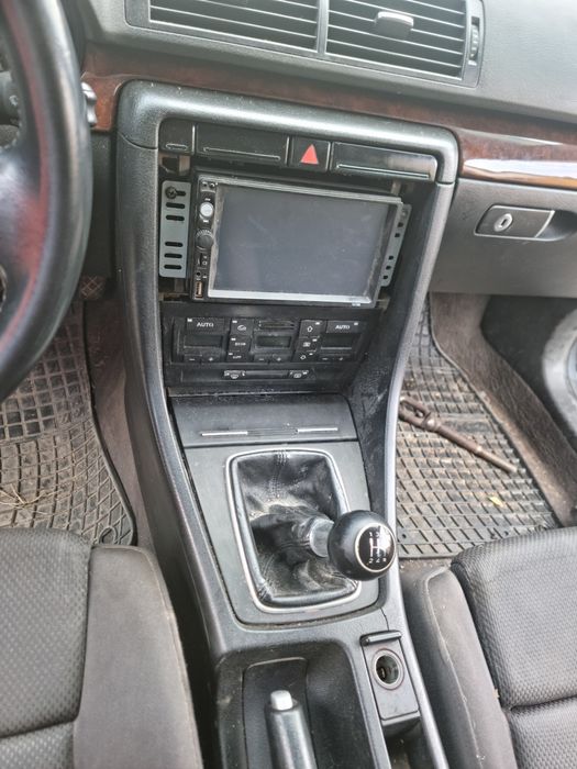 На части Ауди А4 б6 A4 B6 1.9 TDI 131кс. Хладилник