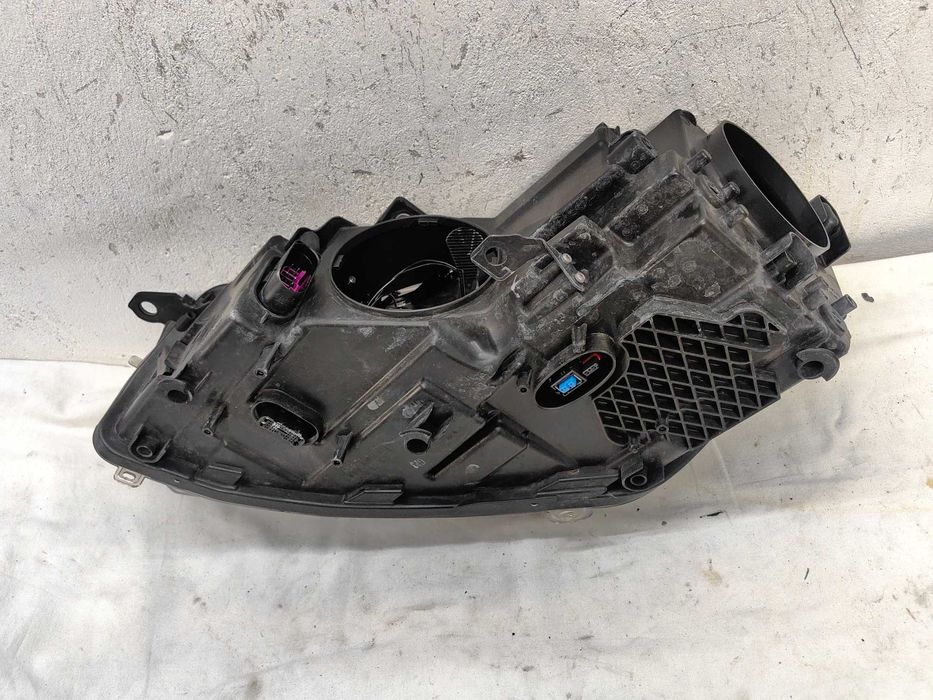 Оригинален фар Vw Golf 6 Bixenon