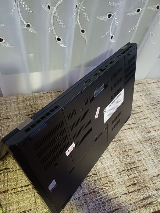 Vand Laptop Lenovo Thinkpad P51