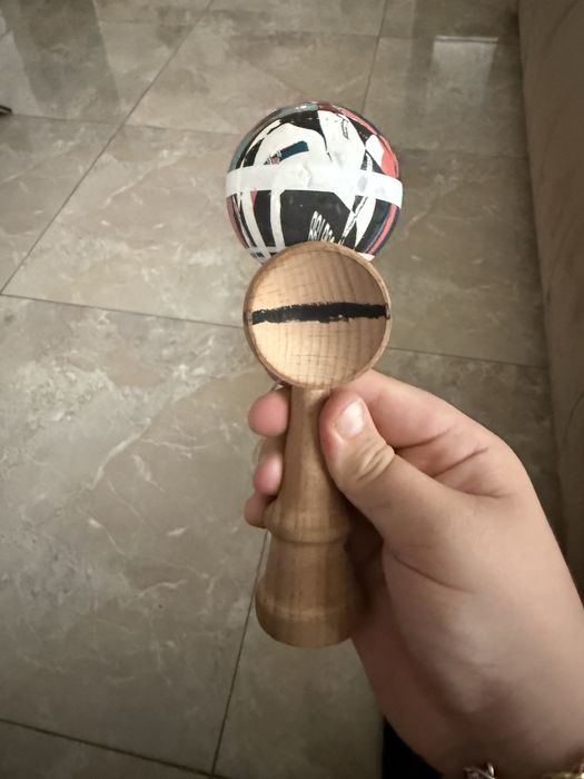 Kendama pro model noia 4 luata de la H2O