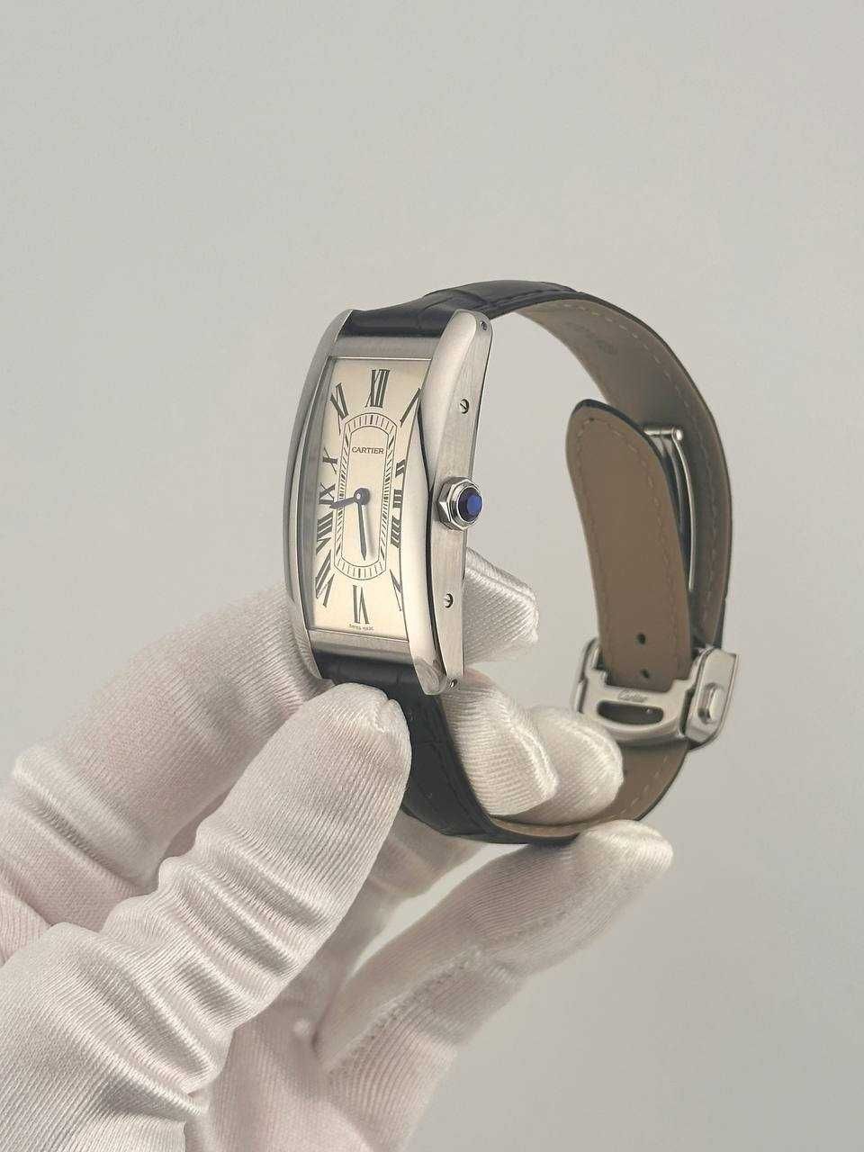 Часы Cartier Tank
ref WSTA0083