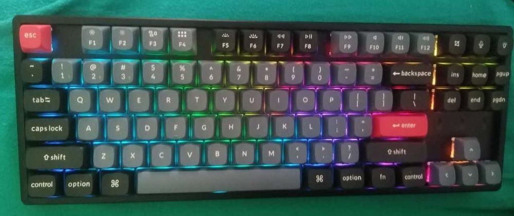 Tastatura mecanica gaming Keychron K8 Pro, usb si bluetooth, noua
