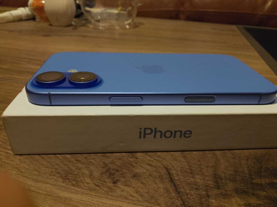 Iphone 16 на 2 месецa