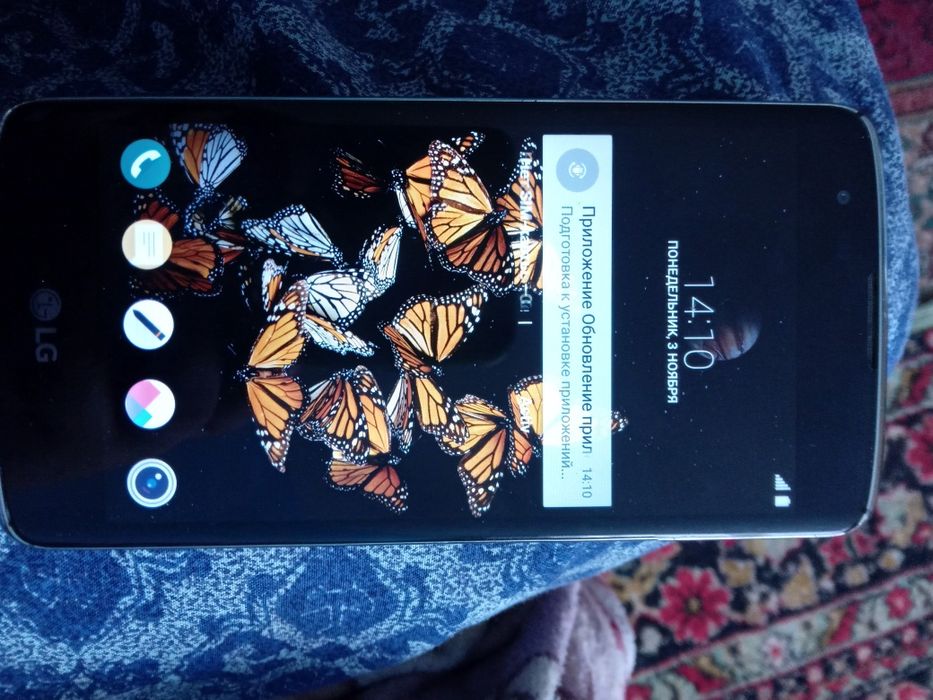 Продам телефон 5000