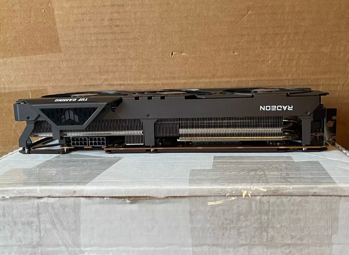 Asus Tuf gaming AMD Radeon RX 6800