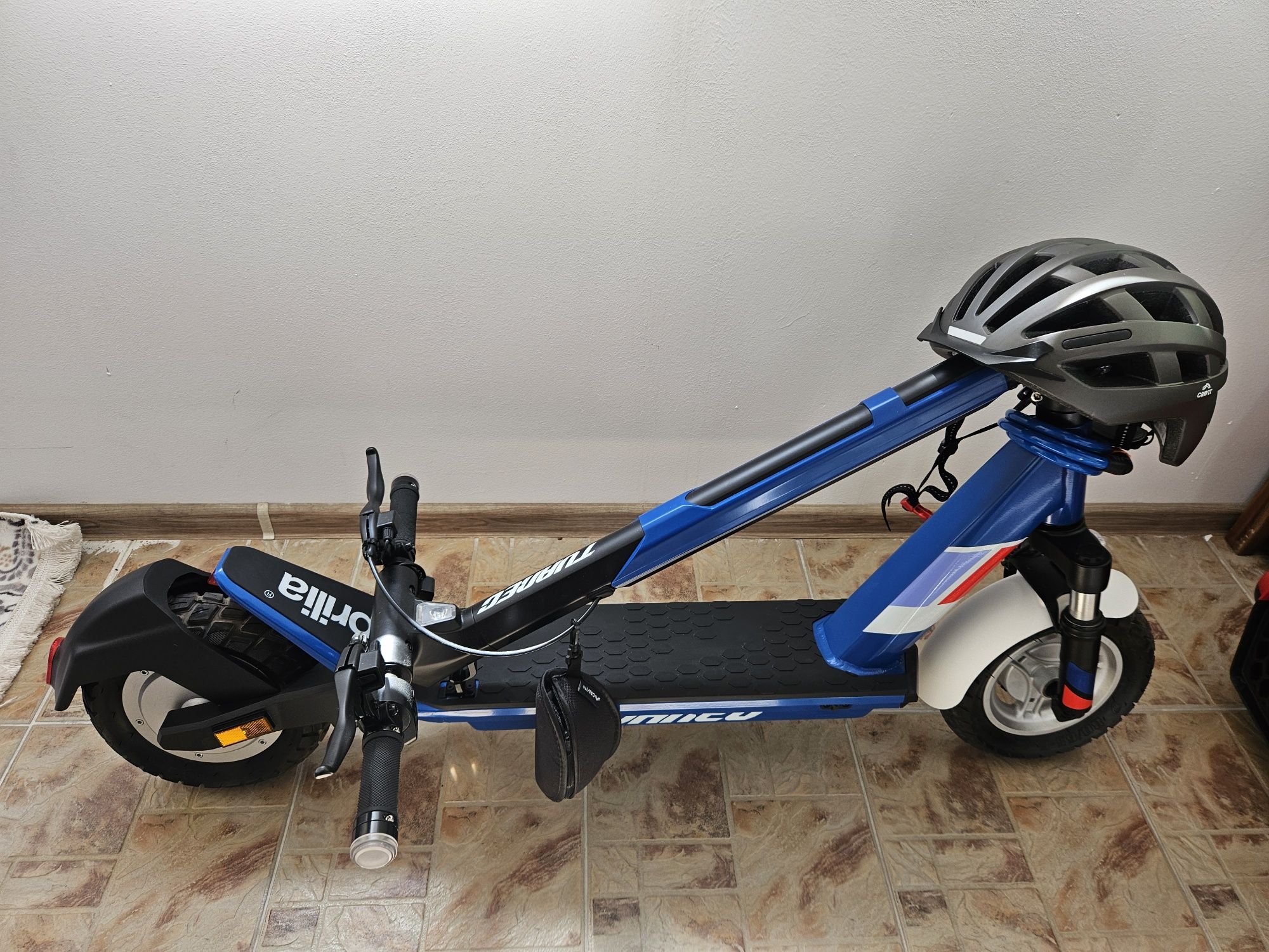 Trotineta Aprilia Tuareg