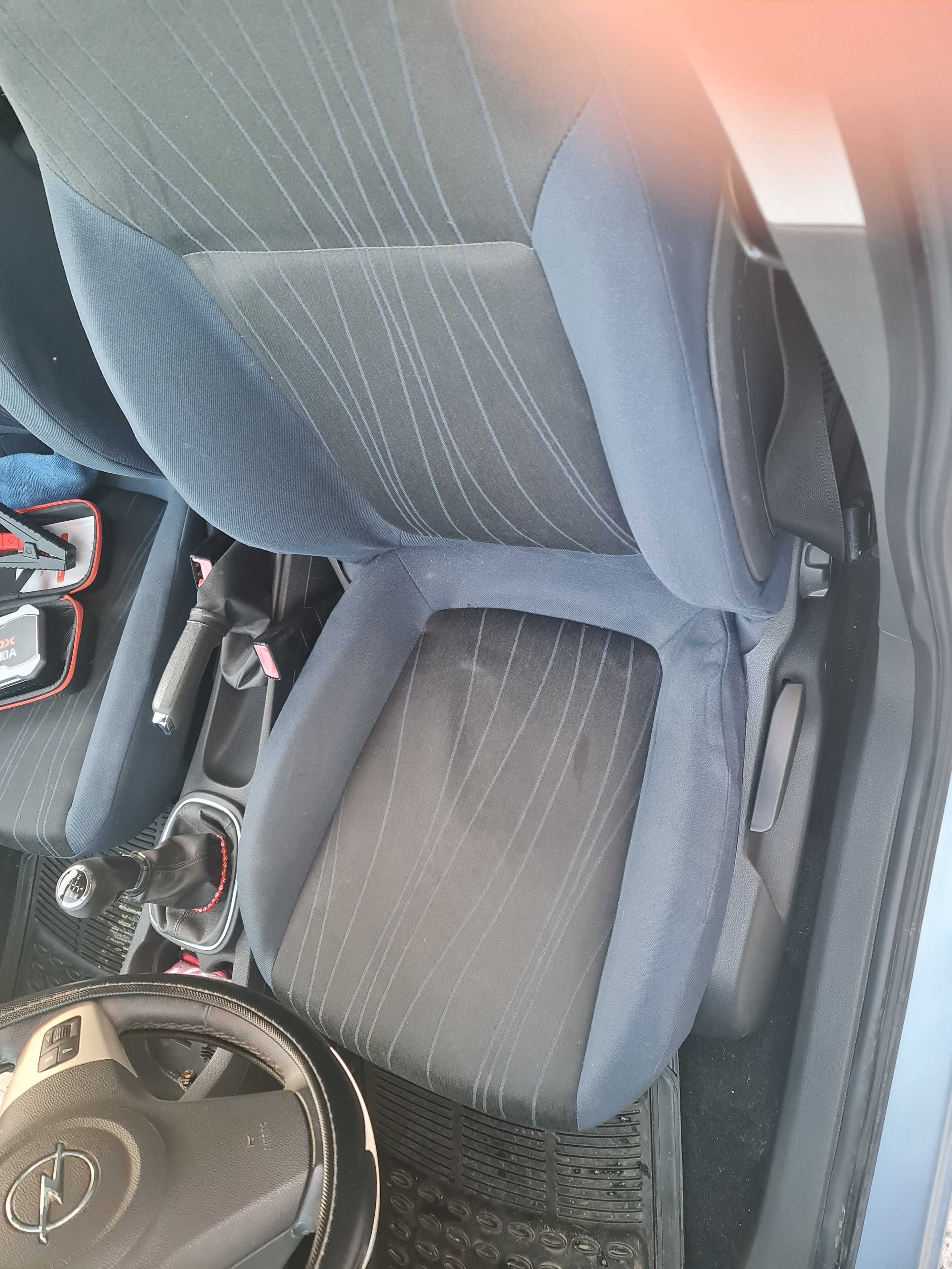 Продавам opel corsa 1.0