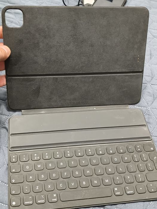 Husa Ipad Smart Keyboard Folio iPad pro 11 inch și iPad Air 4 și Air 5