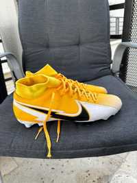 Ghete fotbal Nike, 42