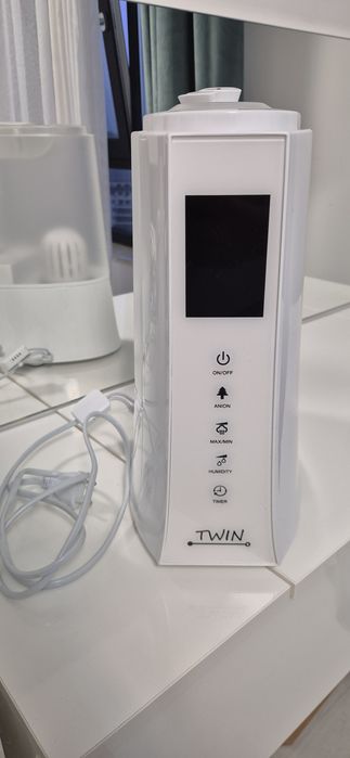 Umidificator cu ionizare și difuzor cu arome