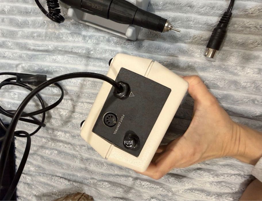 Продам машинку для маникюра