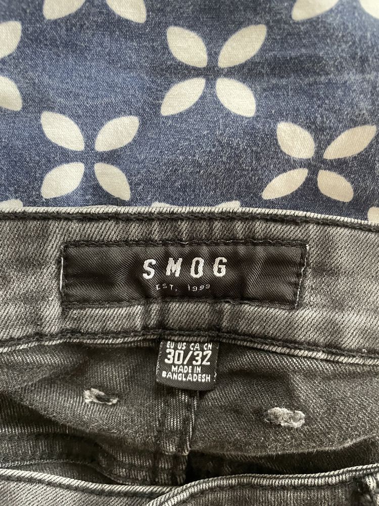 Blugi        Smog