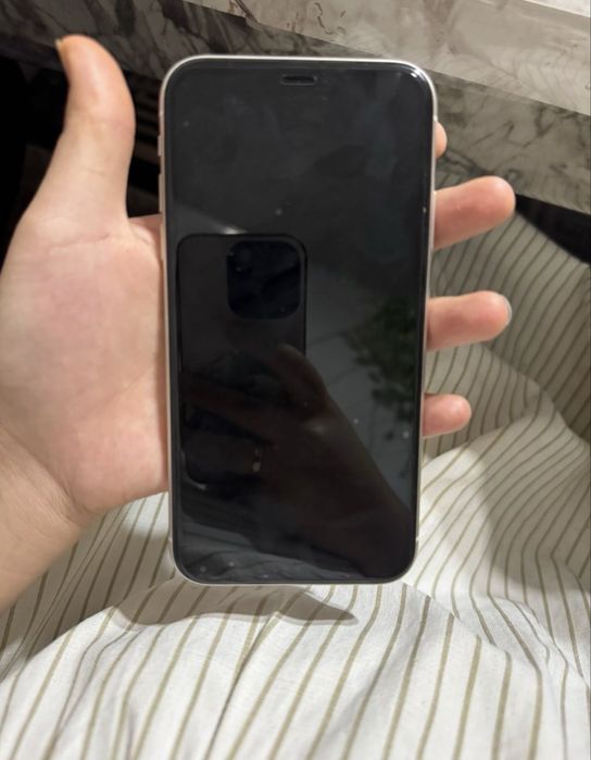 Срочно продам iphone 11 цена договорная