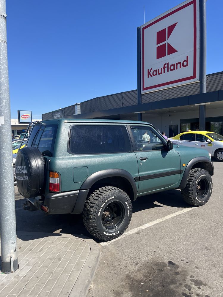 Nissan Patrol GR autoutilitar N1