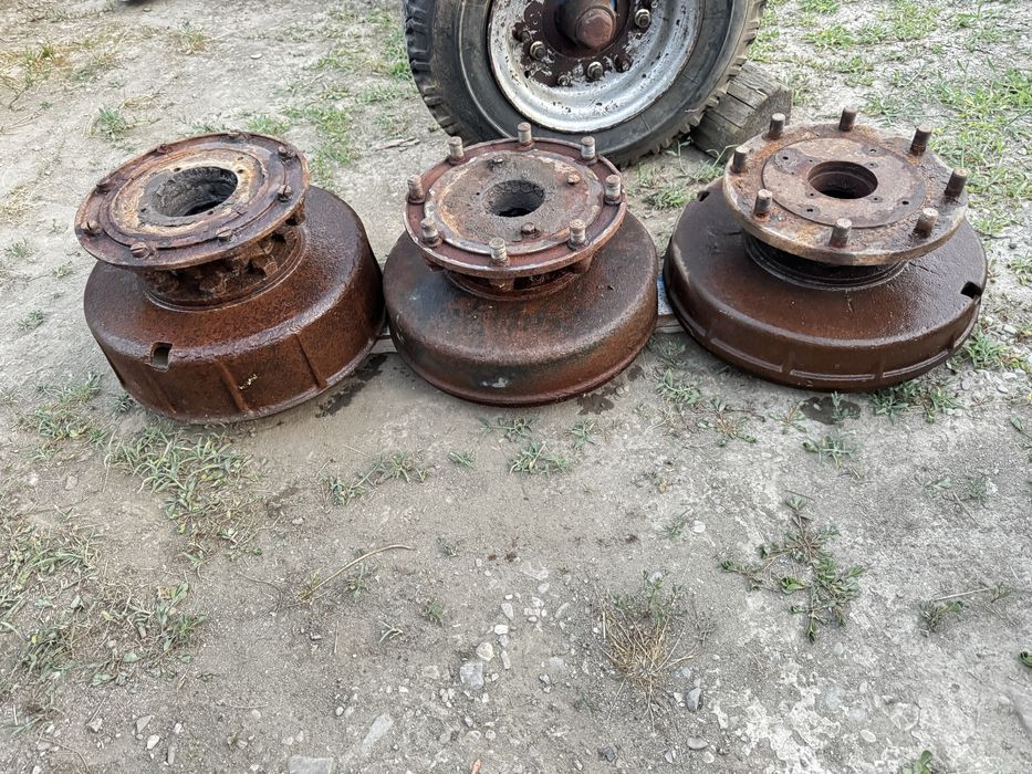 Roti 825 / 15 de trailer -  Cilindru basculare remorca 7 T - Butuc 5 T
