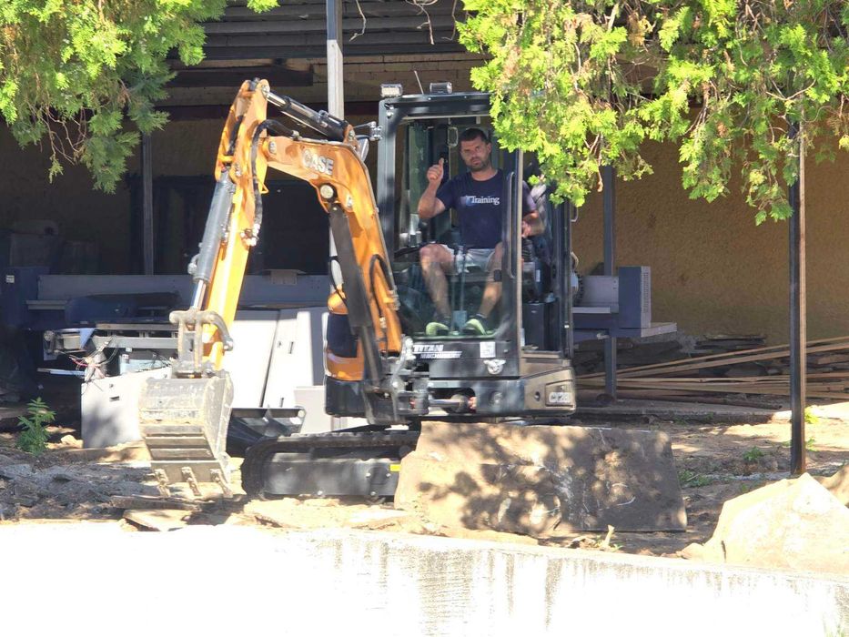 Услуги с Мини Багер 3150 килограма