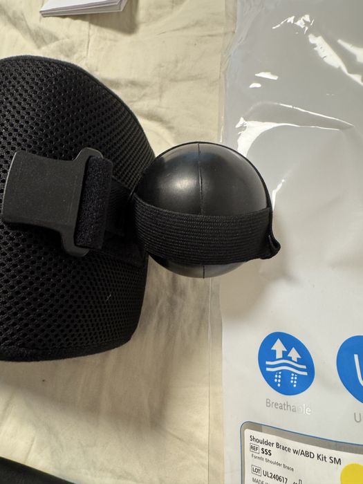 Шина за рамо с възглавница Ossur Formfit