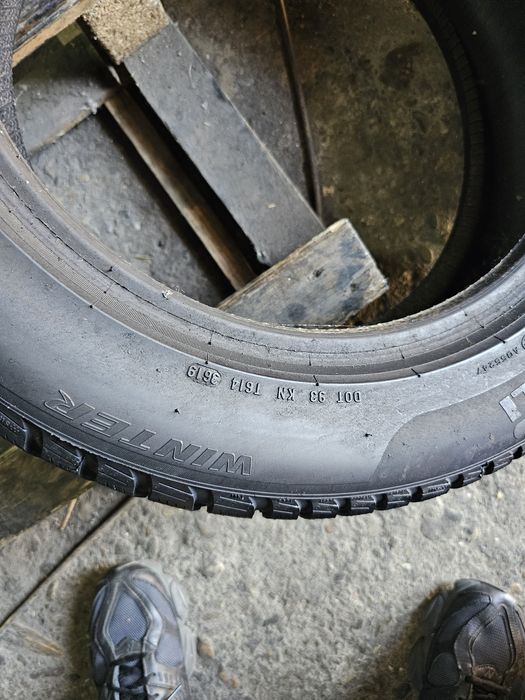 2 anvelope iarna 205 60 17 Pirelli 2019