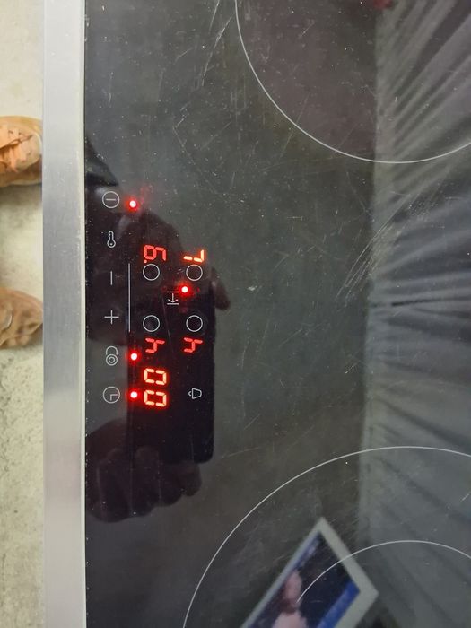 Самостоятелен керамичен плот Neff