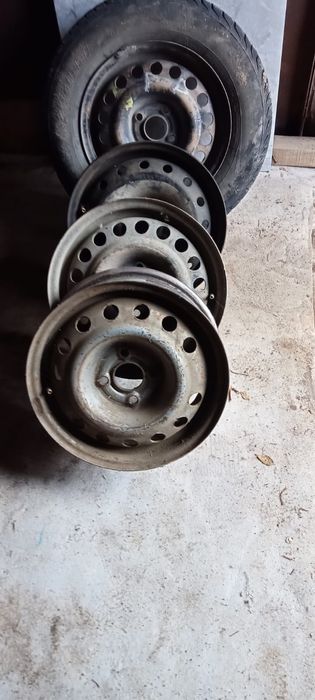 Продам диски размер 14