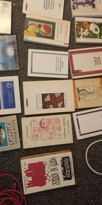 Lichidez biblioteca cu cărți de filosofie etnologie antropologie