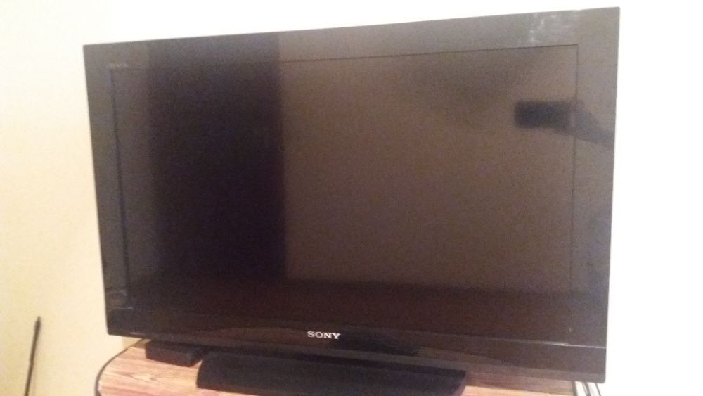 Телевизор Sony Bravia 80 см