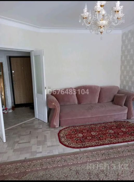 Сдам 1 комнатную квартиру на 2 этаже 9 этажного дома.
С мебелью,  
По