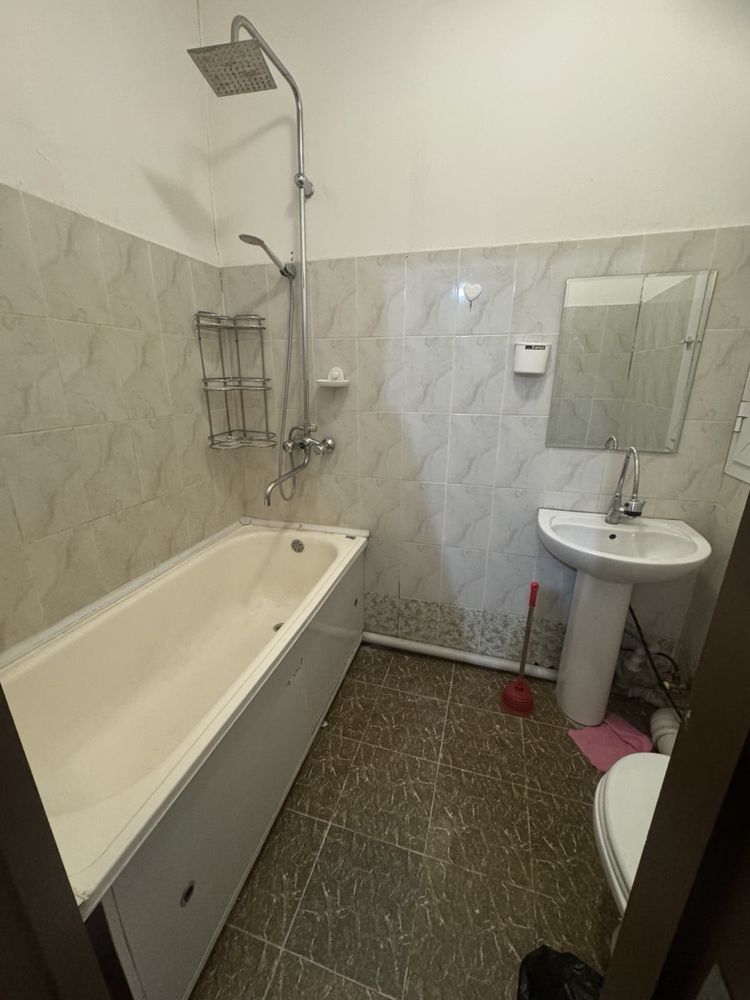 sergili 5a da 2 xonali kvartira ijaraga beriladi