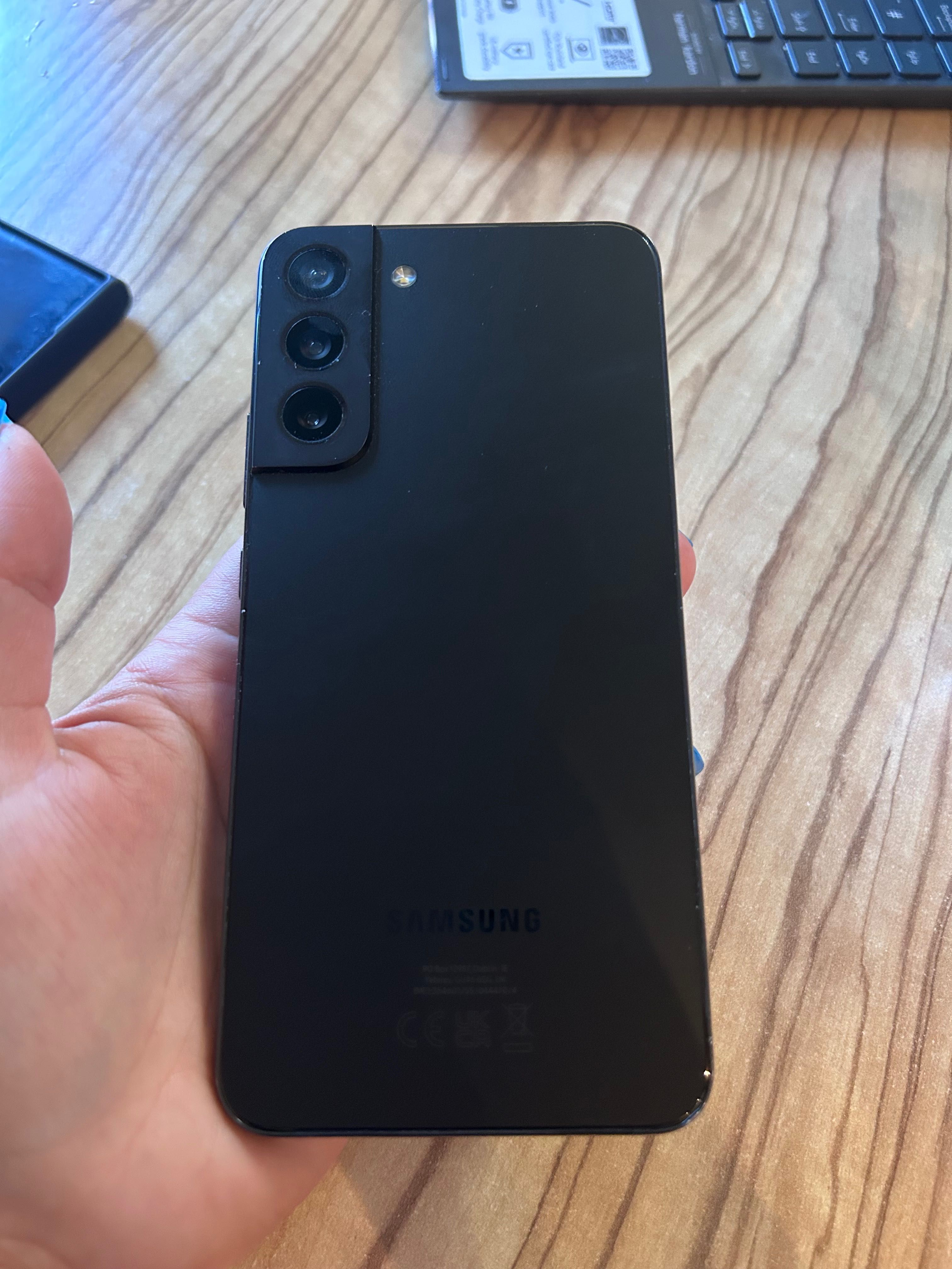 Samsung galaxy s22 plus
