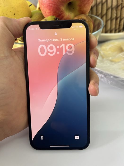 Айфон 12 с гарантией