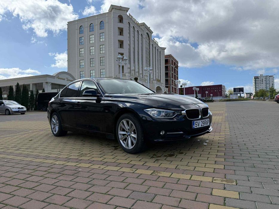 BMW F30 320i Sportline • Full Option
