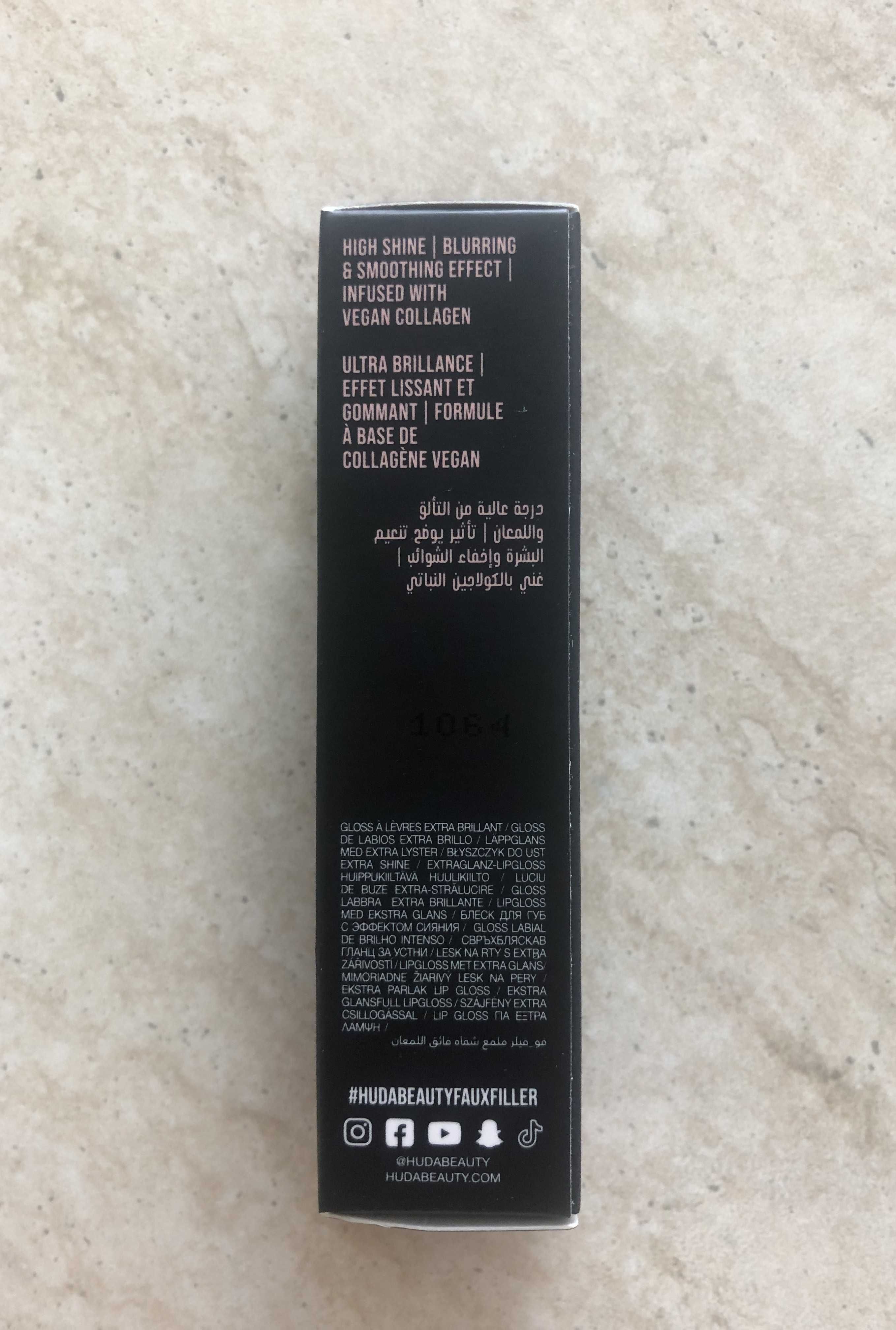 Нов гланц Huda Beauty Faux Filler Extra Shine Lip Gloss