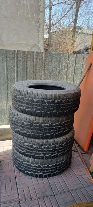 Продам покрышки б/у