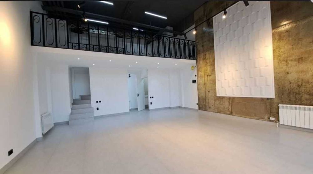 Офис премиум ЖК Akay City 2-этаж 75 м² евроремонт бутик салон студия