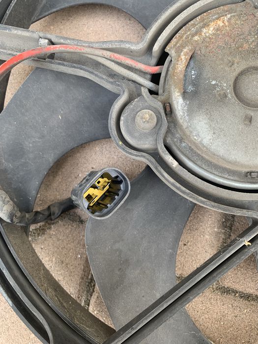 Перка охлаждане вентилатор пежо 307 peugeot 307