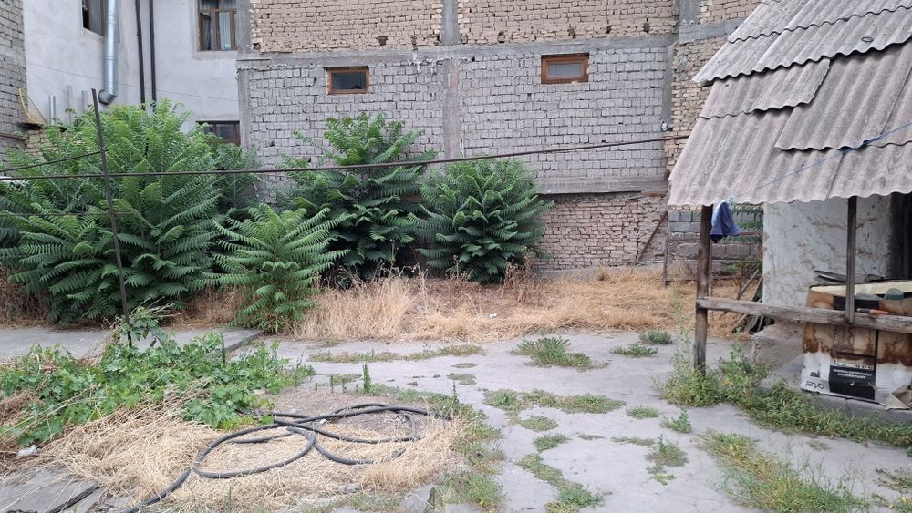 Продаётся участок под застройку