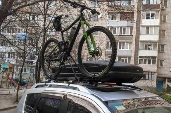 Багажник /Стойка  за велосипед за покрив на автомобил
