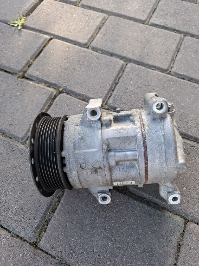 Compresor clima defect  toyota avensis brek 2012